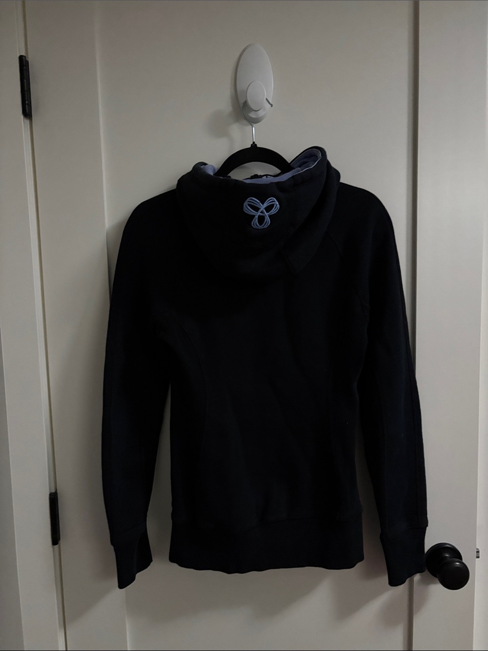 TNA black zip up hoodie size s